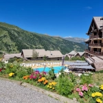 Investissement locatif en bail commercial à Valmeinier avec terrasse - Rentabilité assurée