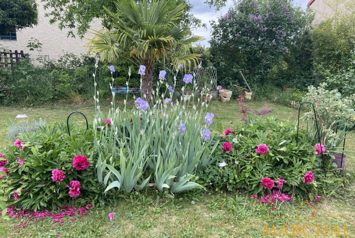 Charmante maison de 183 m² avec jardin à Courcelles sur Nied 