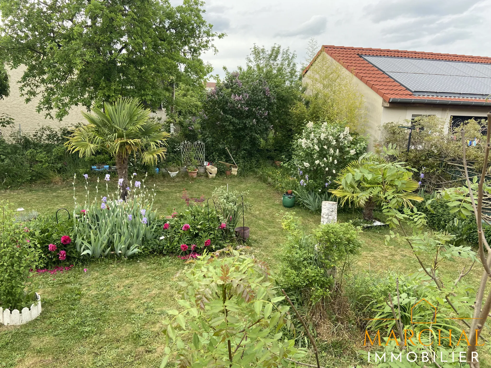 Charmante maison de 183 m² avec jardin à Courcelles sur Nied 