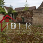 Immeuble de 190m² à rénover au centre-ville avec jardin à Chaussin