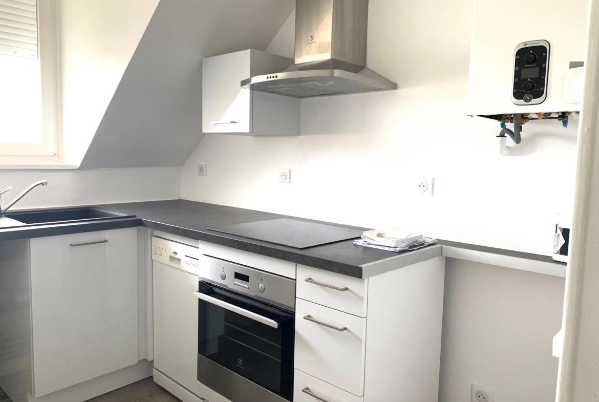 Appartement T3 à Belfort, dernier étage, vue dégagée, idéal investissement immobilier 