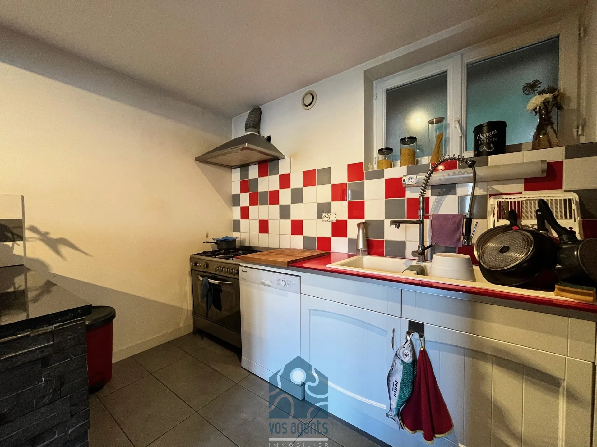 Maison 5 pièces avec garage, cave, terrain et terrasse à Saint-Bonnet-Près-Riom 