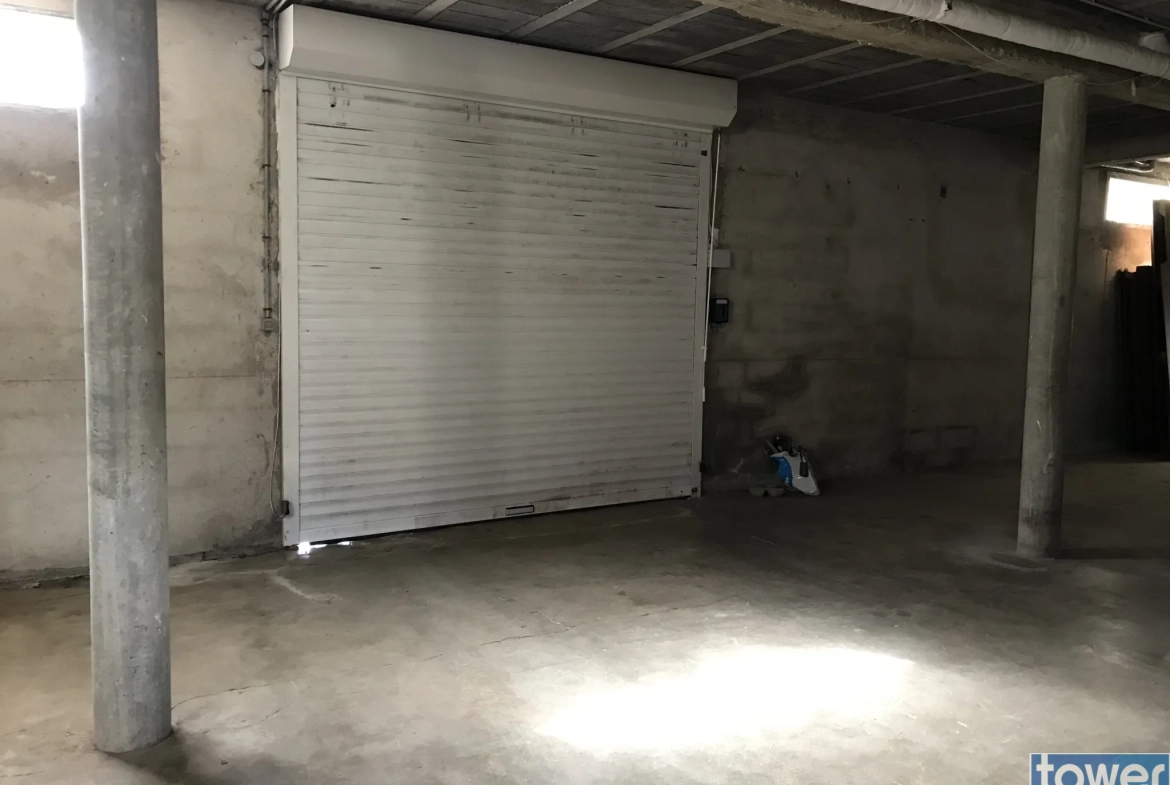 Pavillon traditionnel de 125m² avec sous-sol de 158m² à Agen 
