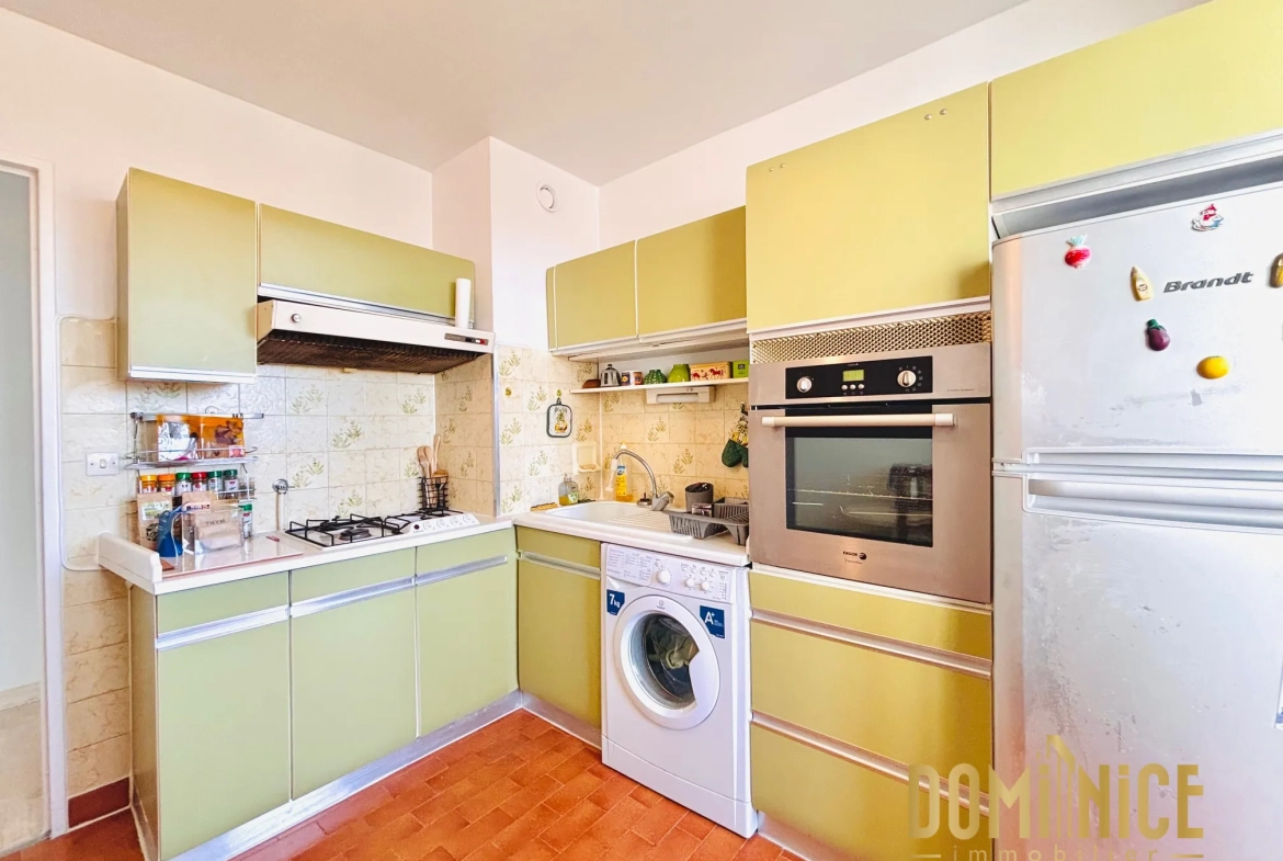 Appartement T4 avec vue panoramique à Nice Saint Augustin, récent et sécurisé 
