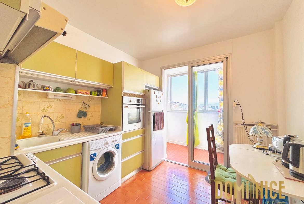 Appartement T4 avec vue panoramique à Nice Saint Augustin, récent et sécurisé 