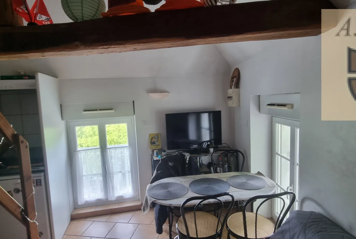 Immeuble à vendre à Vendôme avec trois studios loués, idéal investissement locatif 