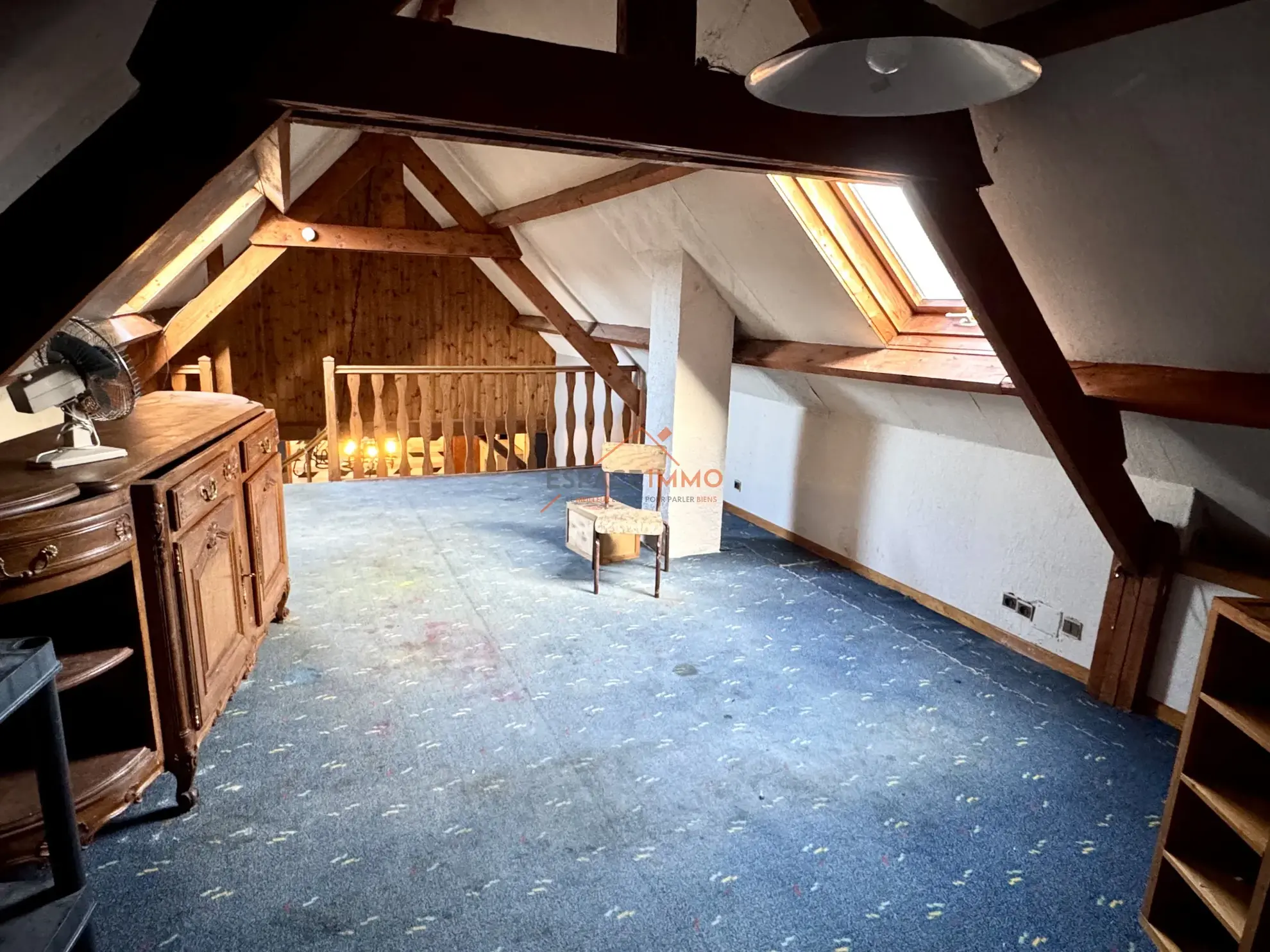 A Vendre Longère Traditionnelle à Wallers avec Grand Terrain et Garage - Charmant et Authentique 