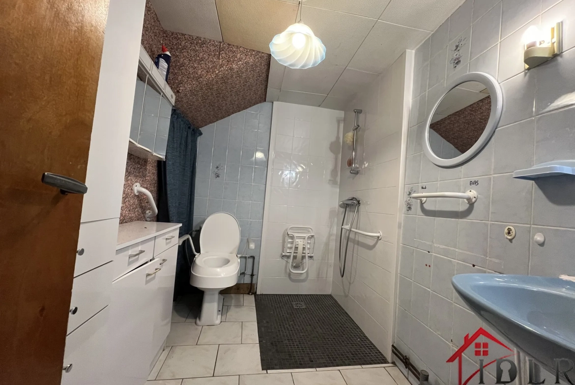 Maison avec hangar de 55 m² à vendre à Larivière-Arnoncourt en Haute-Marne 