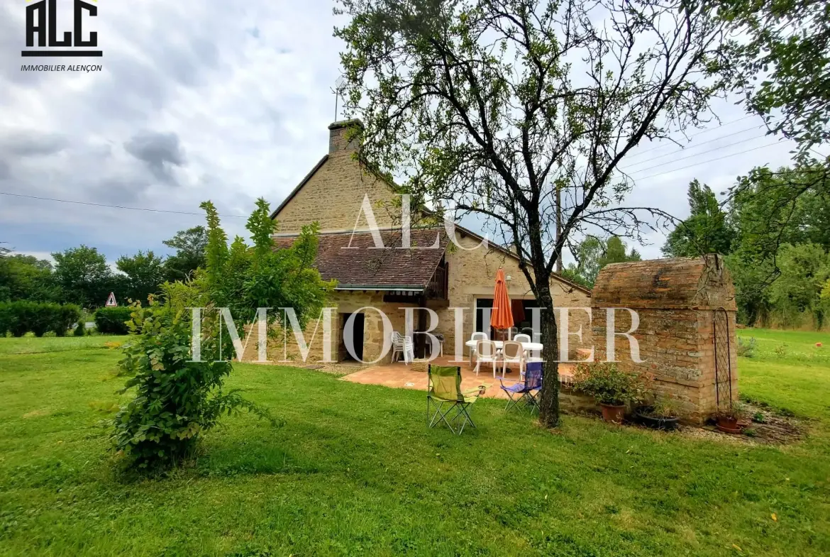 Longère de 166 m2 à vendre proche d'Alençon avec garage et terrasse 
