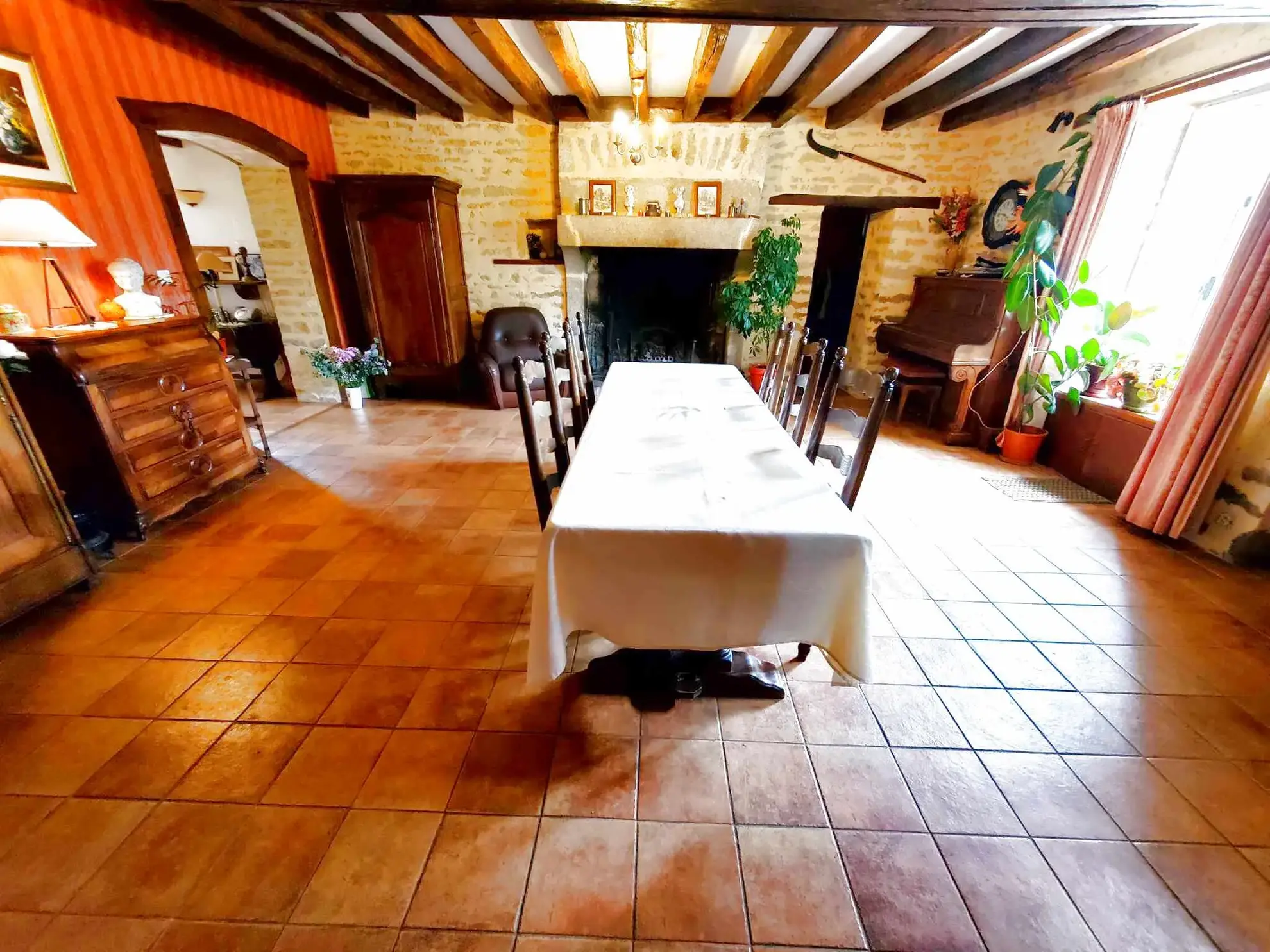 Longère de 166 m2 à vendre proche d'Alençon avec garage et terrasse 