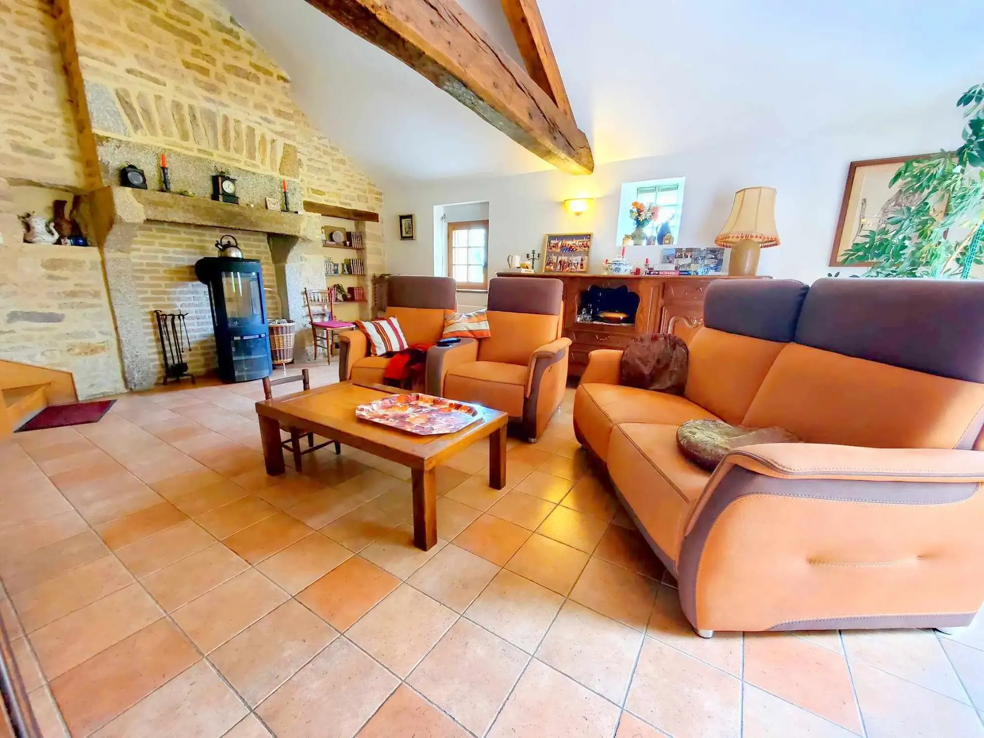 Longère de 166 m2 à vendre proche d'Alençon avec garage et terrasse 