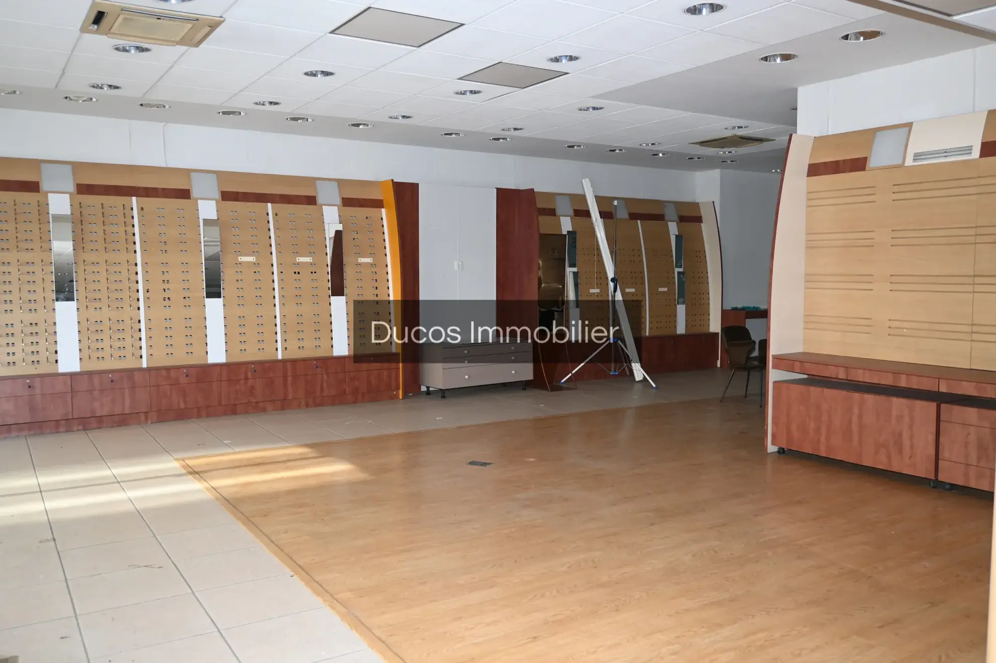 Immeuble de 145 m² à Marmande en centre-ville avec potentiel de rénovation 