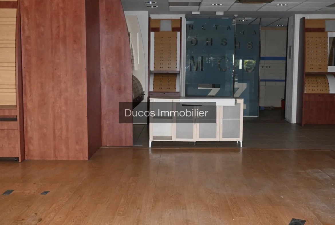 Immeuble de 145 m² à Marmande en centre-ville avec potentiel de rénovation 