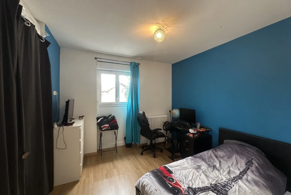 Maison 136 m² à Riorges avec terrasse et jardin clos, proche commodités 