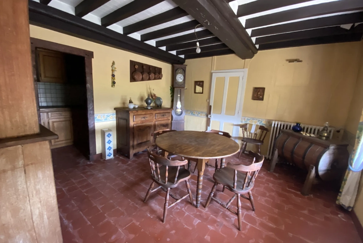 Ferme ancienne à Croisilles avec grand terrain et potentiel d'aménagement 