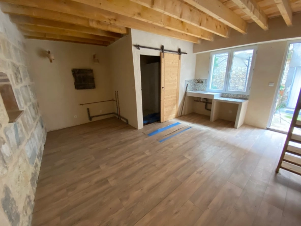 Appartement T2/T3 avec terrasse en plein centre de Nîmes