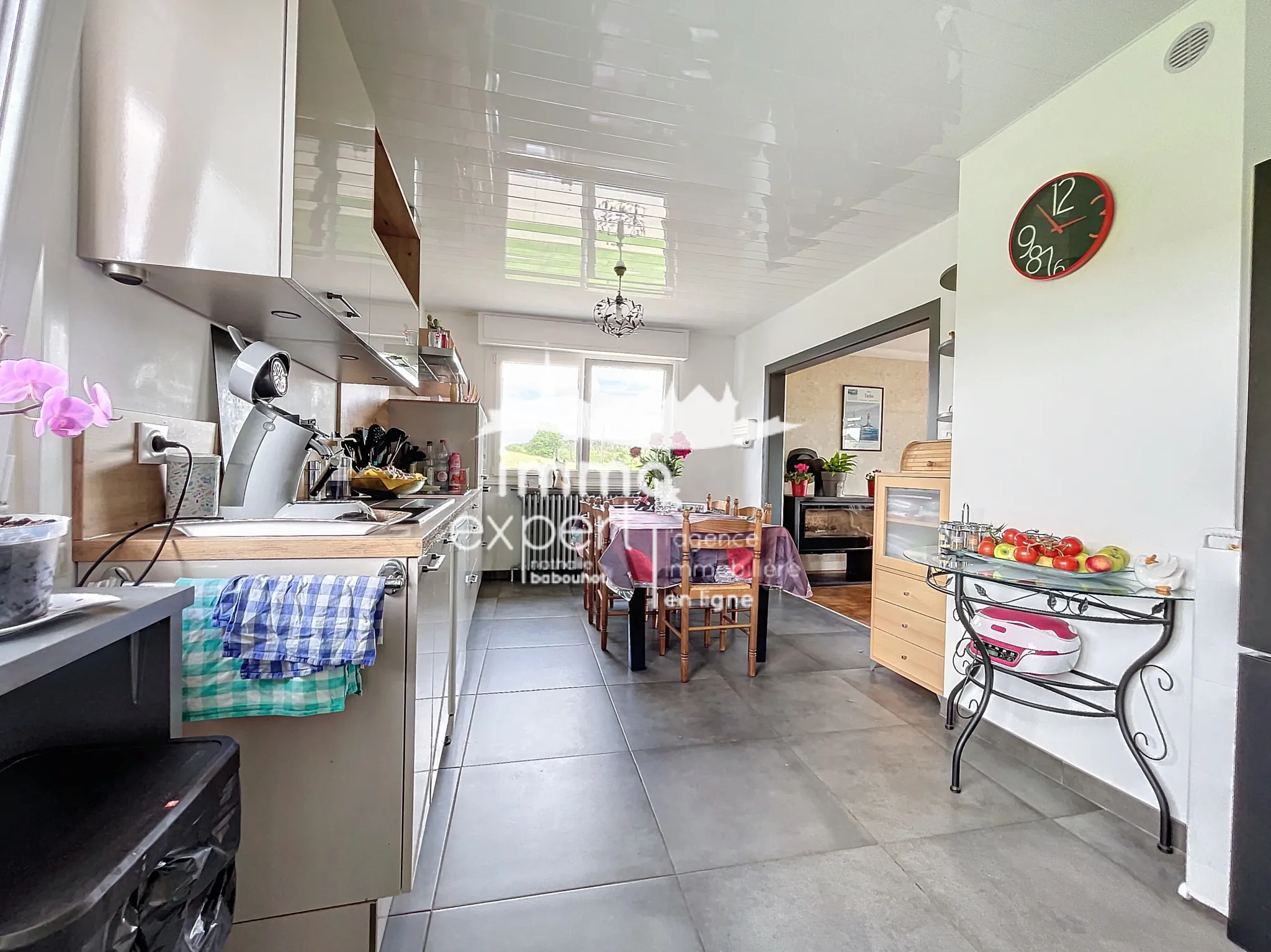Maison indépendante avec sous-sol, garage et terrasse à proximité d'Épinal 