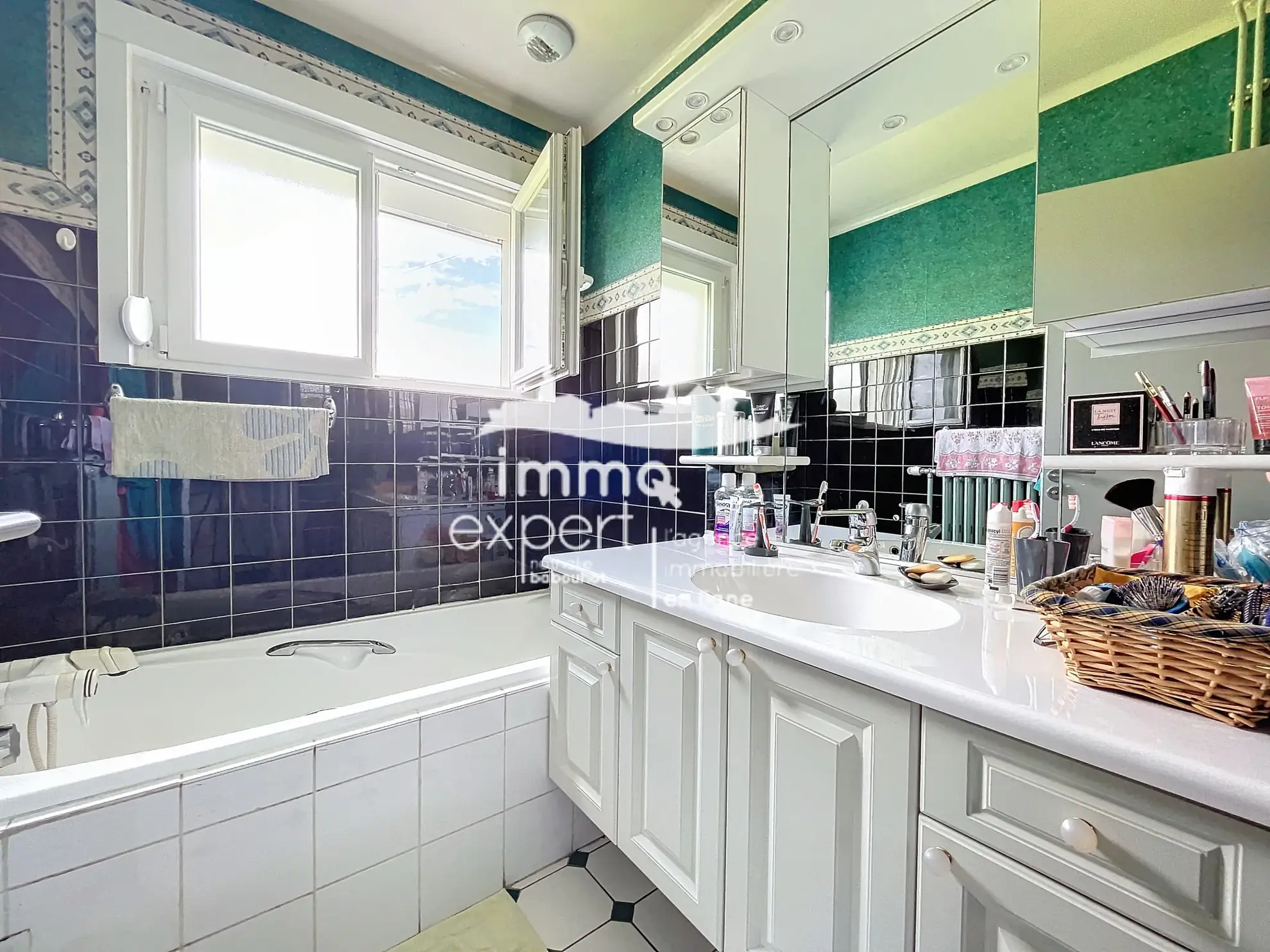 Maison indépendante avec sous-sol, garage et terrasse à proximité d'Épinal 