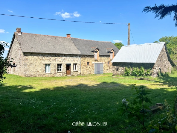 Longère à rénover de 300 m² à Guignen avec terrain de 9500 m²
