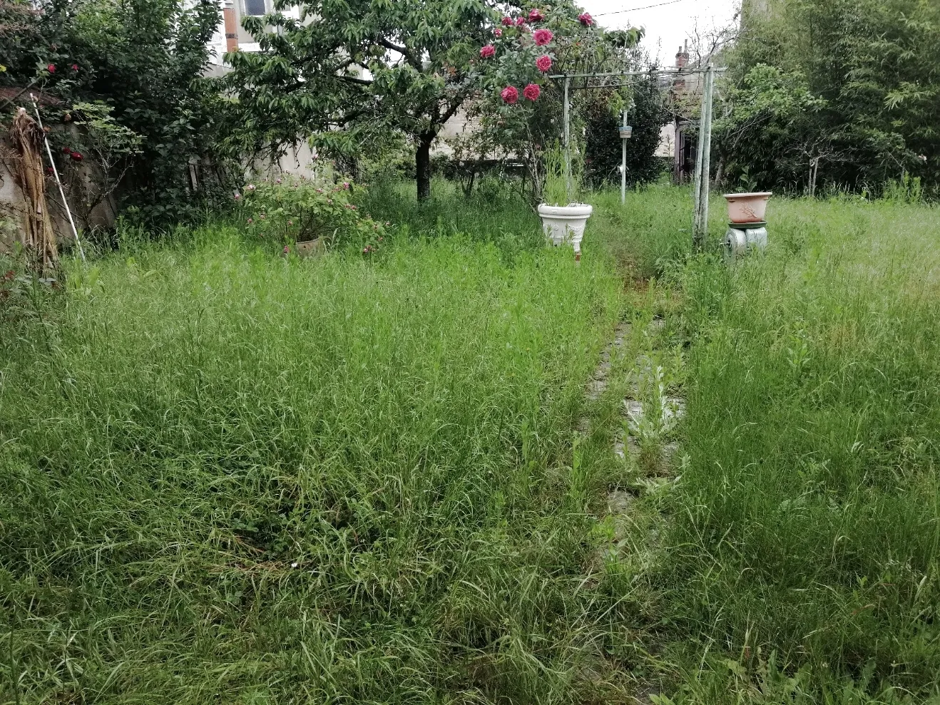 Maison à Nevers de 121 m² avec jardin, garage et 5 chambres - Centre-ville 