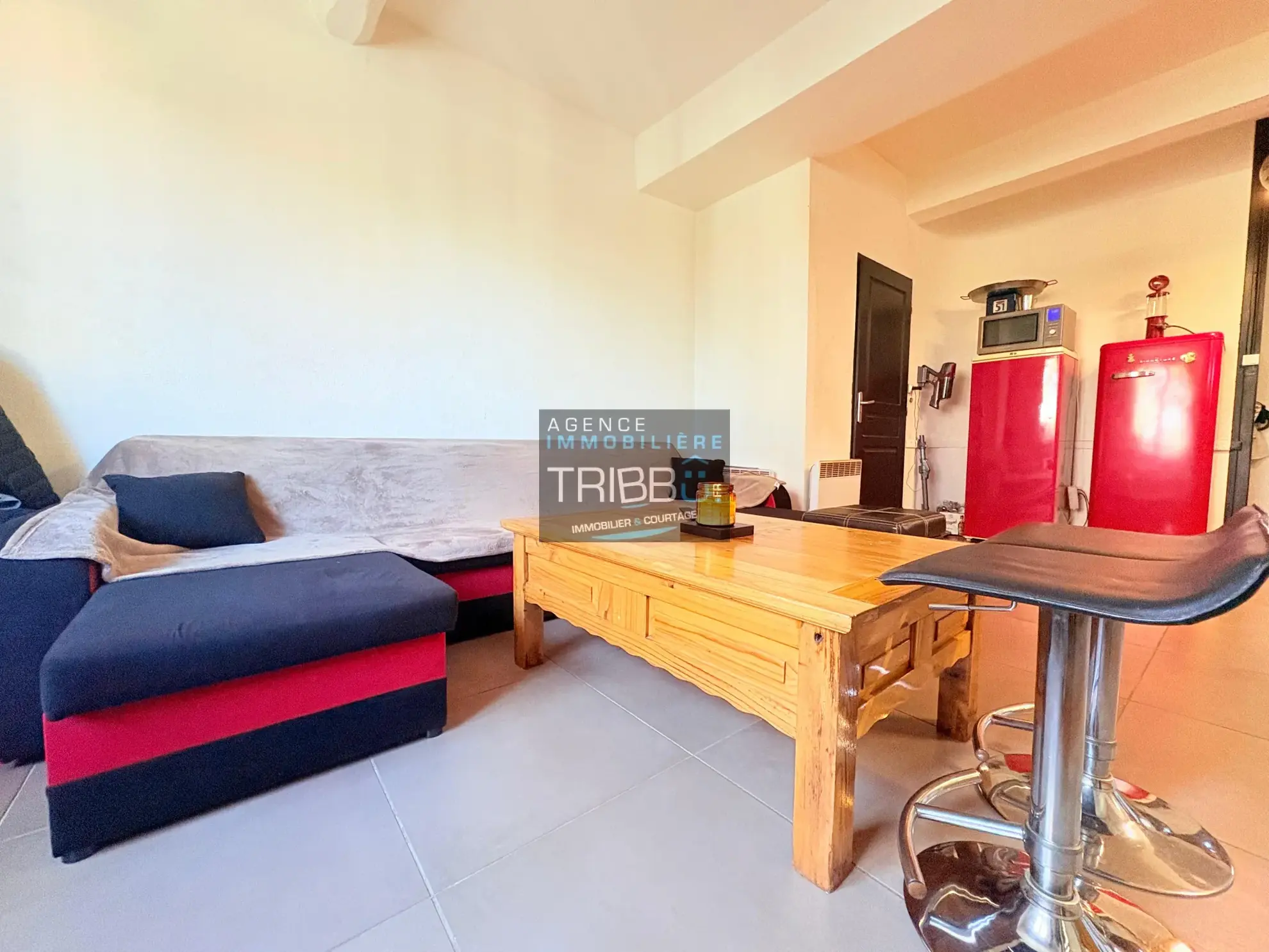Maison de village à Villemolaque de 115 m² avec cour extérieure 