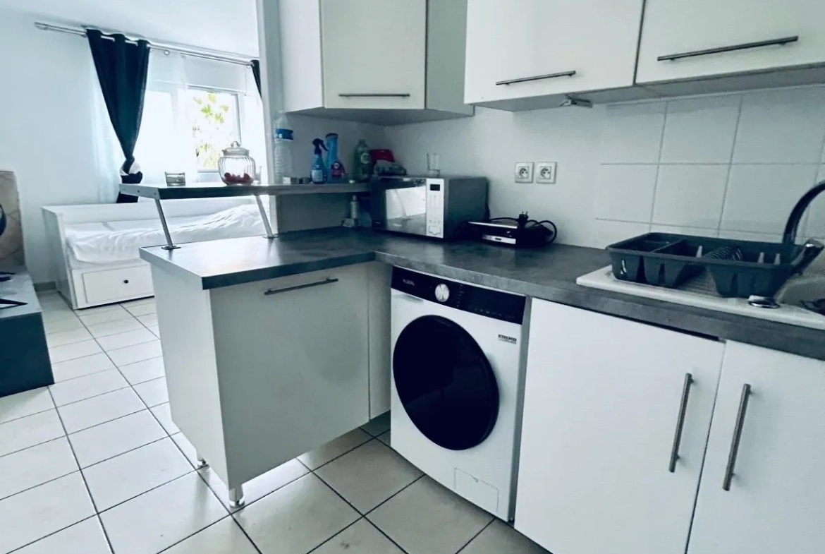 Studio de 35m² avec vue mer à La Seyne-sur-Mer – Idéal investisseur ou premier achat 