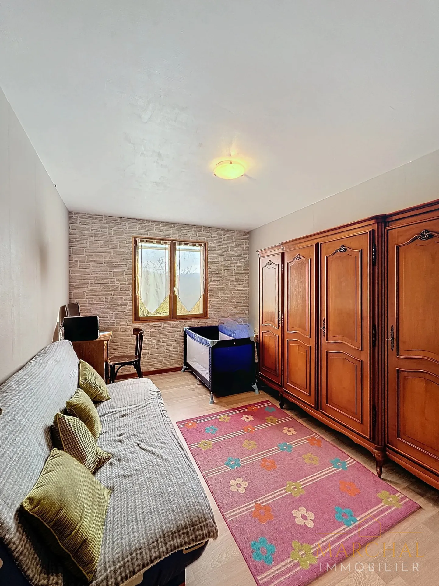 Maison individuelle de 4 chambres avec jardin et garage à Ancy-Dornot proche Metz 