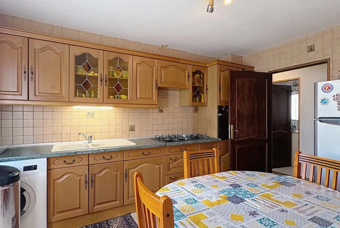 Maison individuelle de 4 chambres avec jardin et garage à Ancy-Dornot proche Metz 