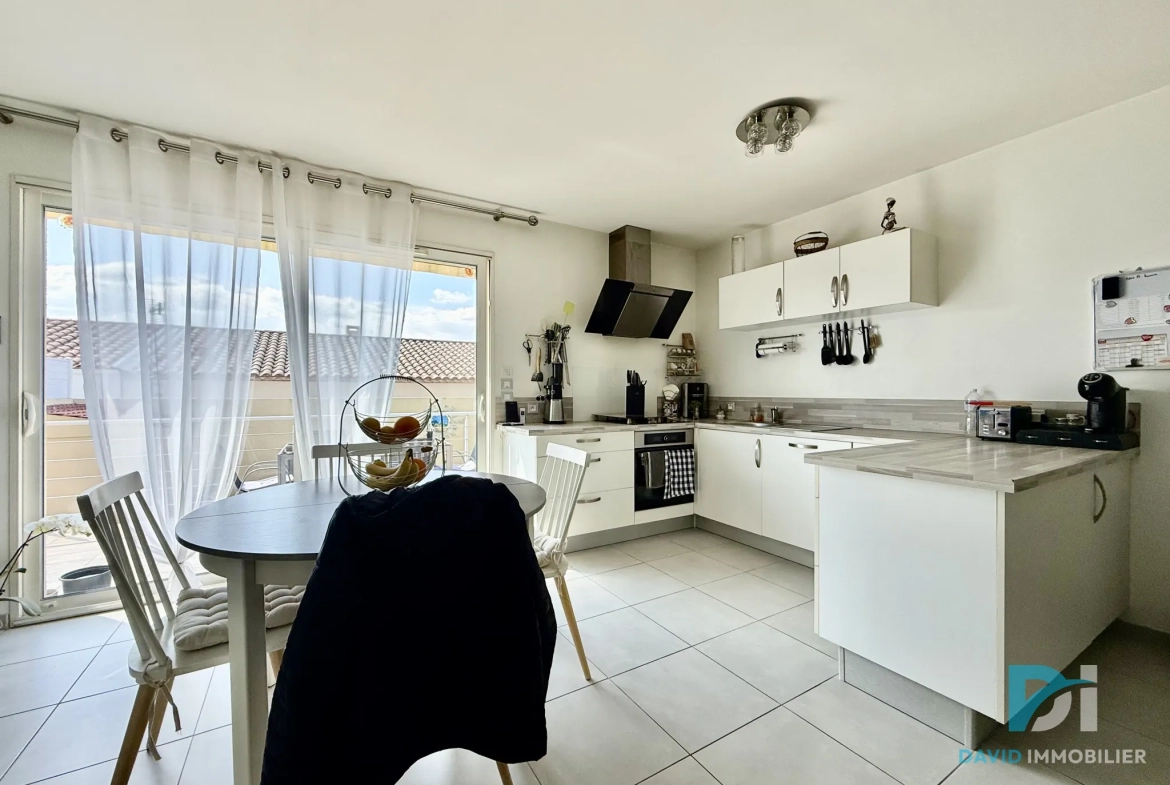 Villa moderne de plain-pied avec piscine à St Thibery - 75 m² 