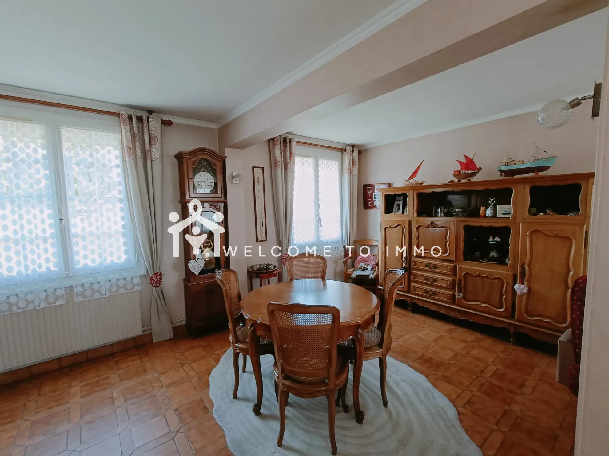 Maison familiale de 93m² à La Rochelle avec jardin, garage et terrasse 