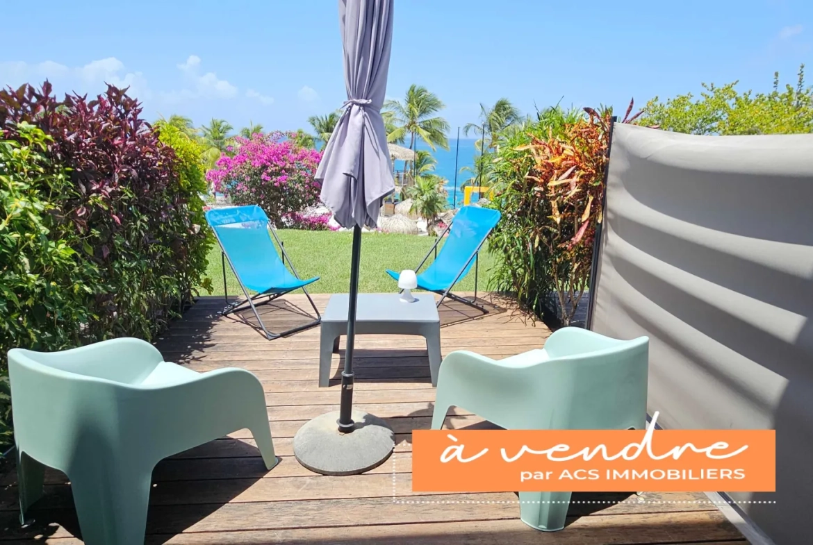 Studio meublé avec vue mer, terrasse et jardin au Diamant 