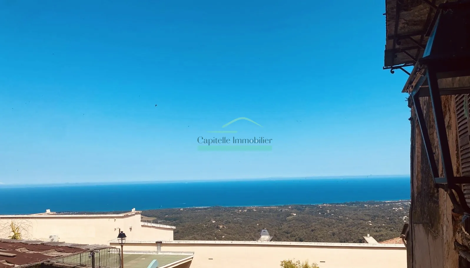 Appartement T3 lumineux avec vue mer à Cervione en Haute Corse 