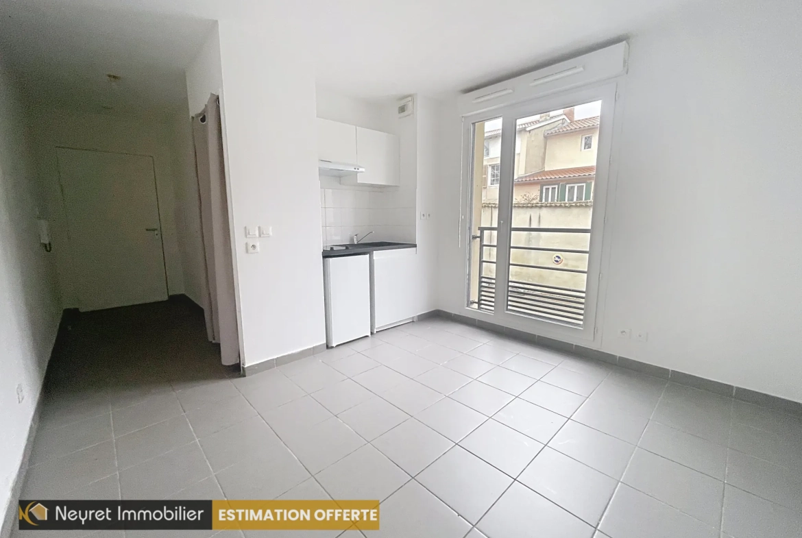 Studio à Vernaison de 20,22 m² avec parking privé - Idéal investisseur 