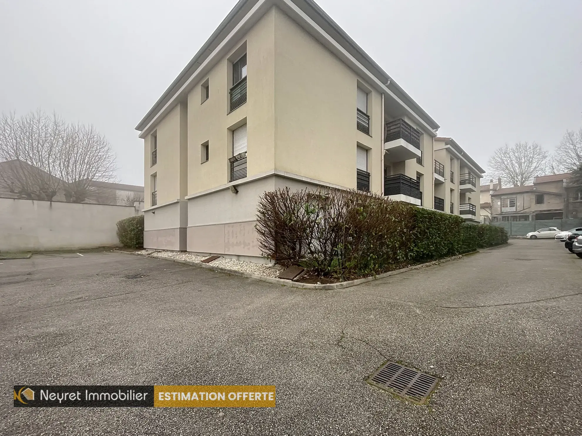 Studio à Vernaison de 20,22 m² avec parking privé - Idéal investisseur 