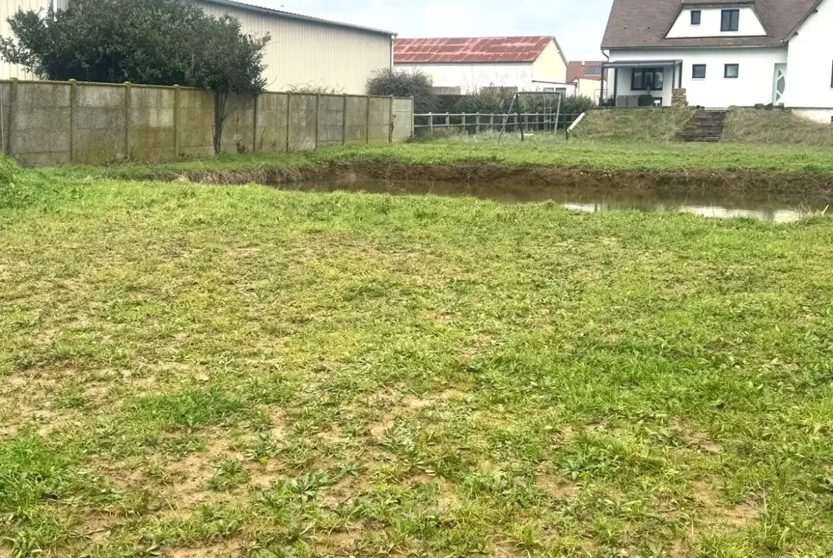 Terrain constructible à Gellainville de 750 m² avec permis de construire accepté 