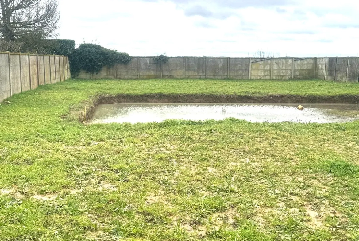 Terrain constructible à Gellainville de 750 m² avec permis de construire accepté 