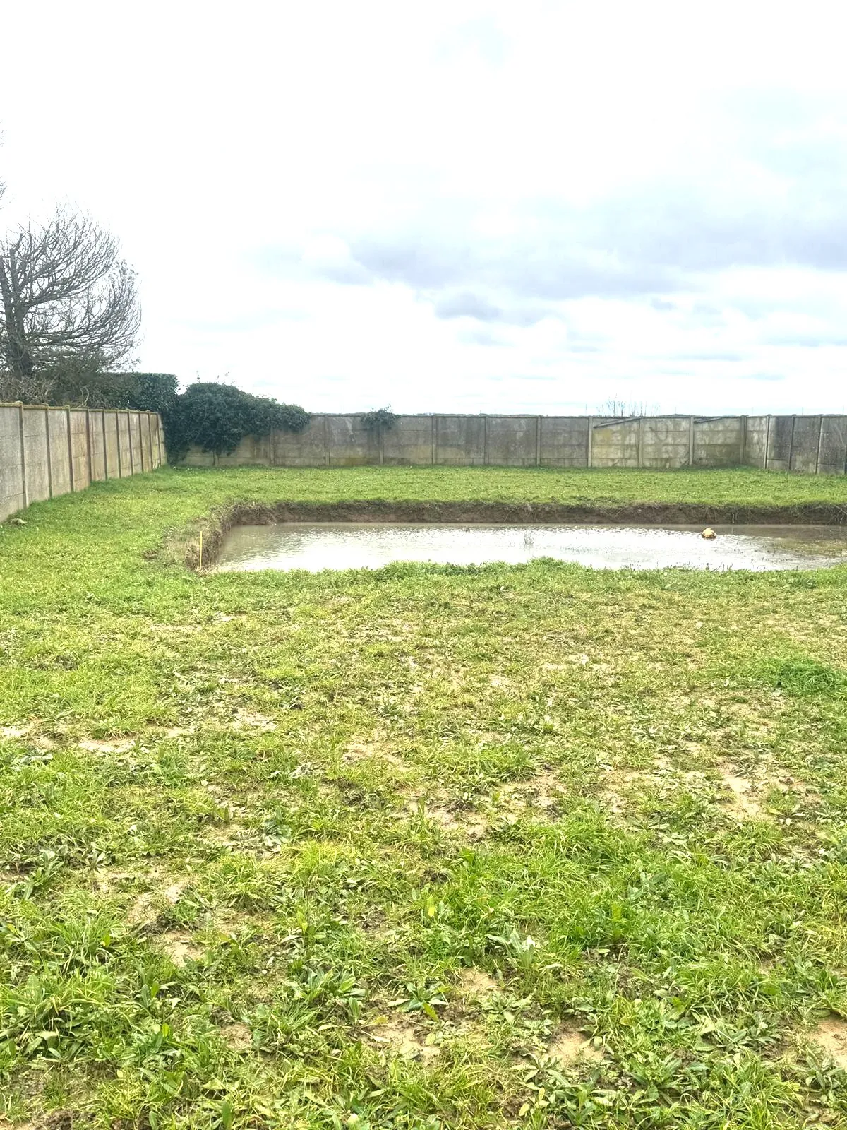 Terrain constructible à Gellainville de 750 m² avec permis de construire accepté 
