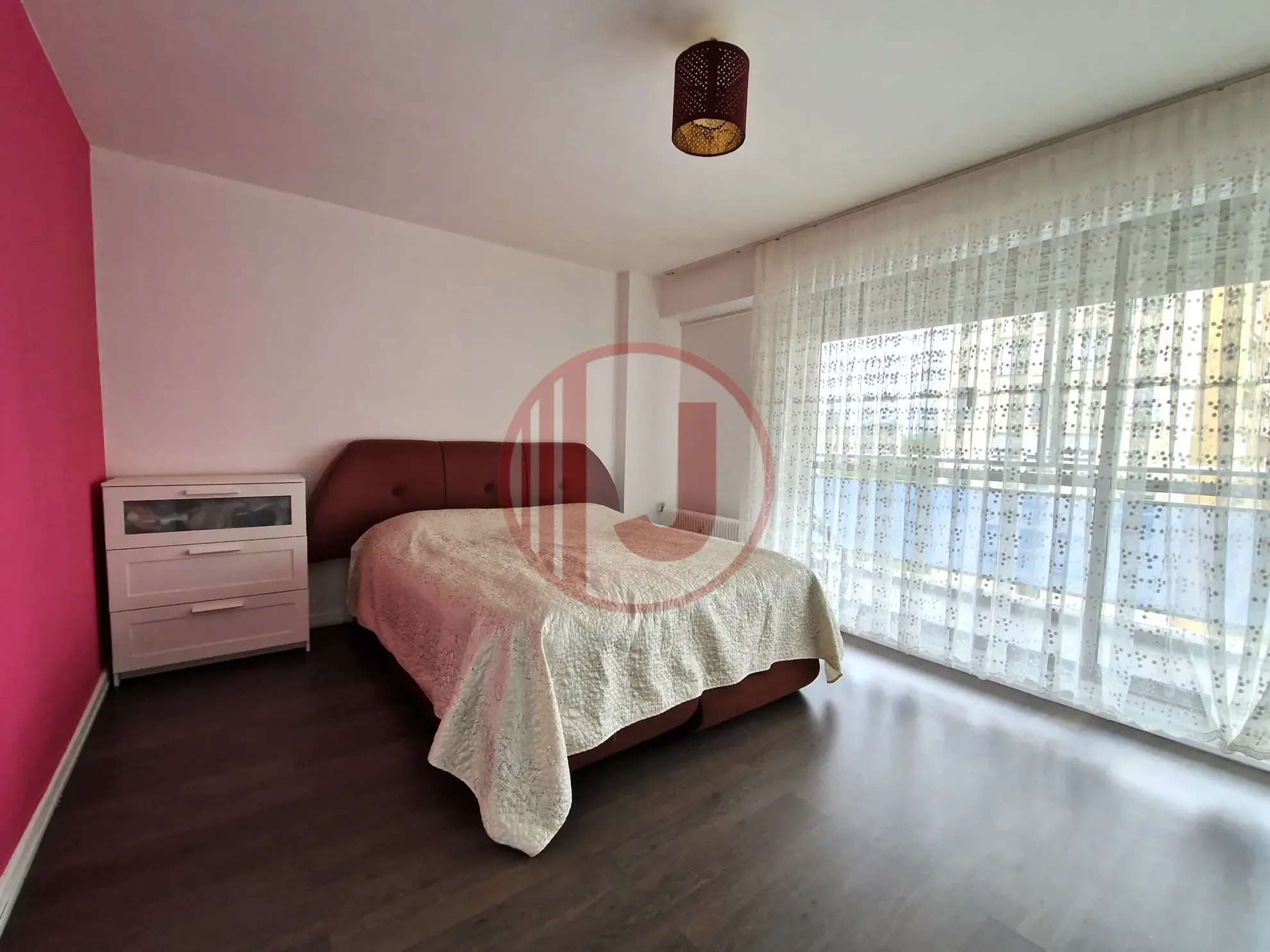 Appartement F5 spacieux en plein centre de Mulhouse avec balcon et loggia 