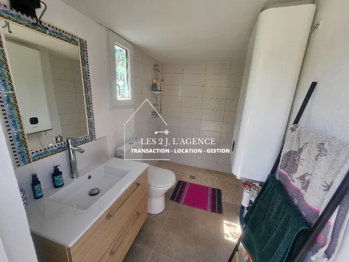 Appartement T2 avec jardin à Marseille - Beau espace extérieur et faibles charges 