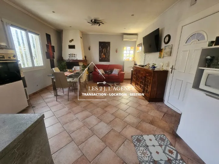 Appartement T2 avec jardin à Marseille - Beau espace extérieur et faibles charges 