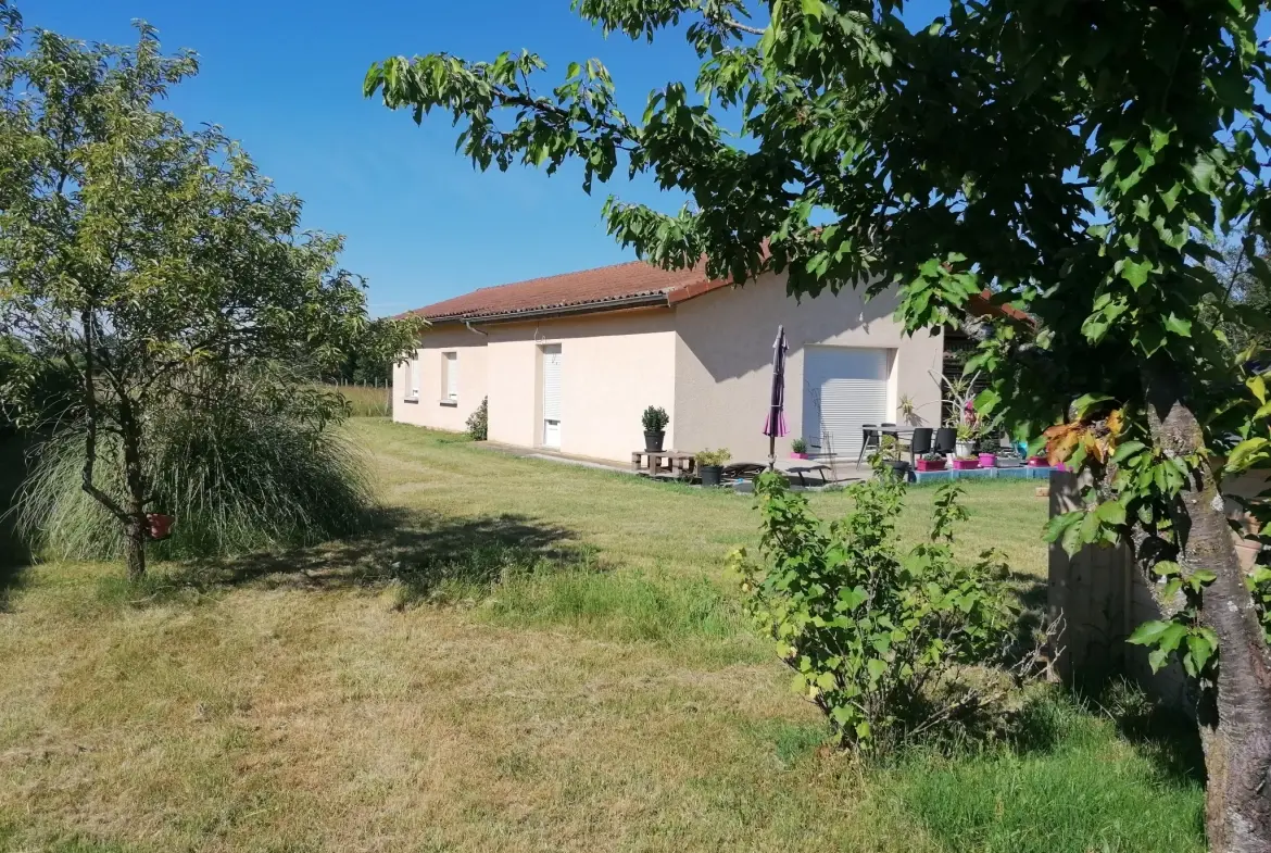 Belle villa familiale avec grand terrain à Crevant-Laveine 