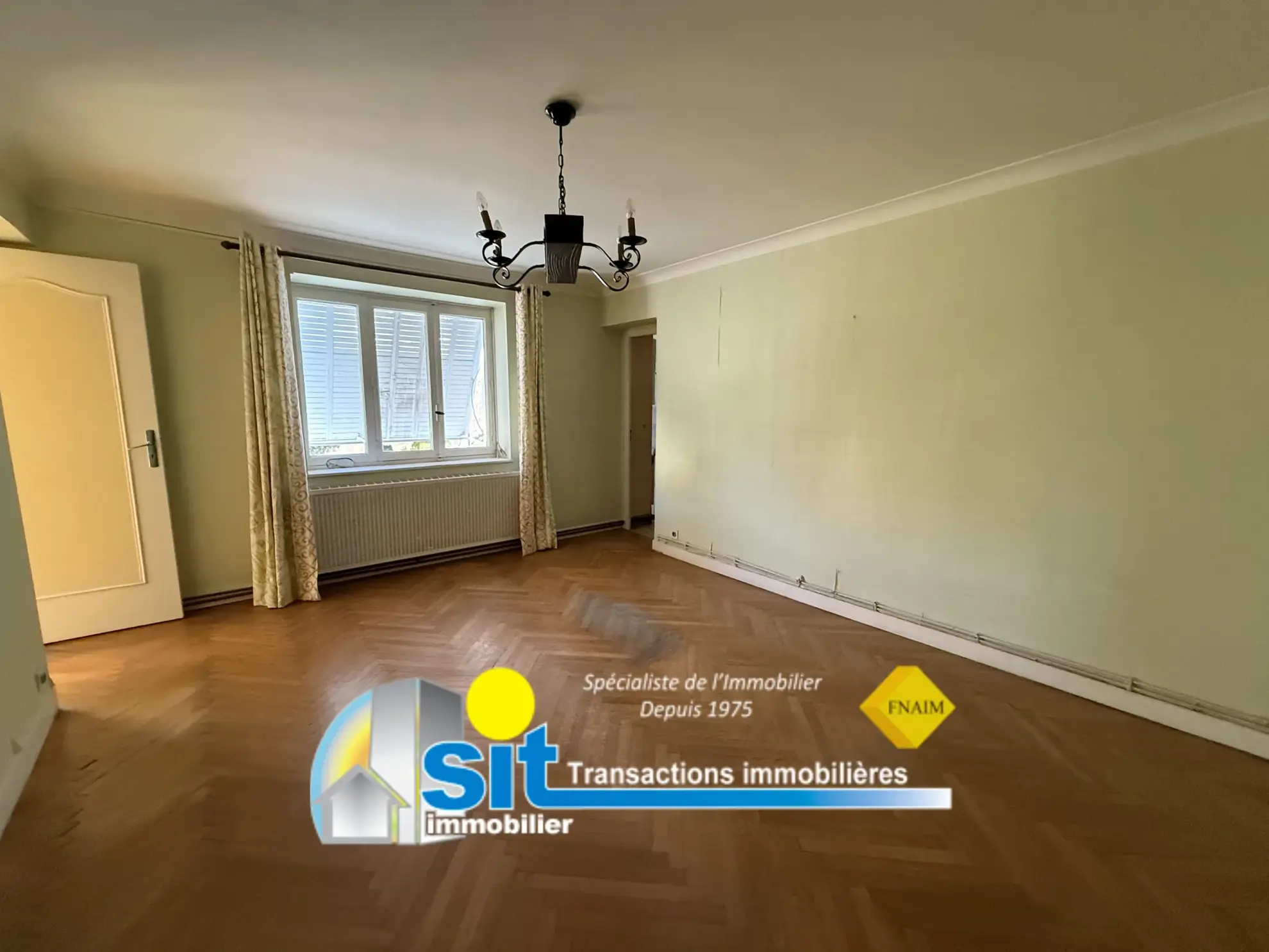 Charmante maison de village à Chonas L'Amballan avec potentiel d'investissement 