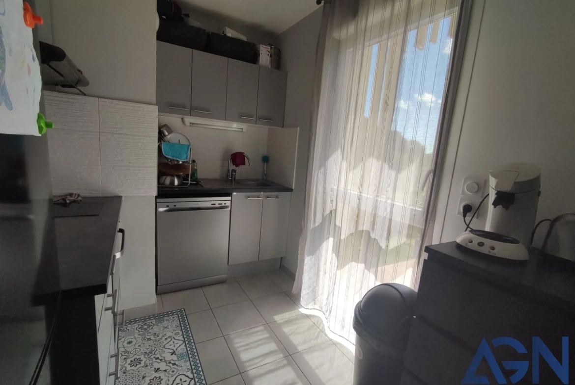 Bel appartement T2 de 50,8 m² avec terrasse à Montpellier 