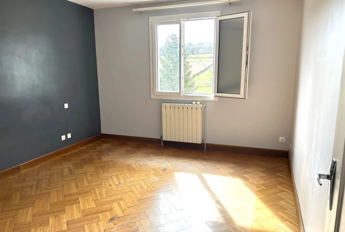Pavillon à vendre à Premery avec vue imprenable et grand terrain 