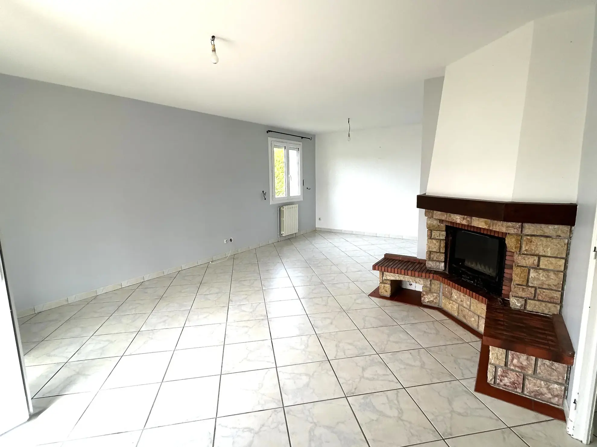 Pavillon à vendre à Premery avec vue imprenable et grand terrain 