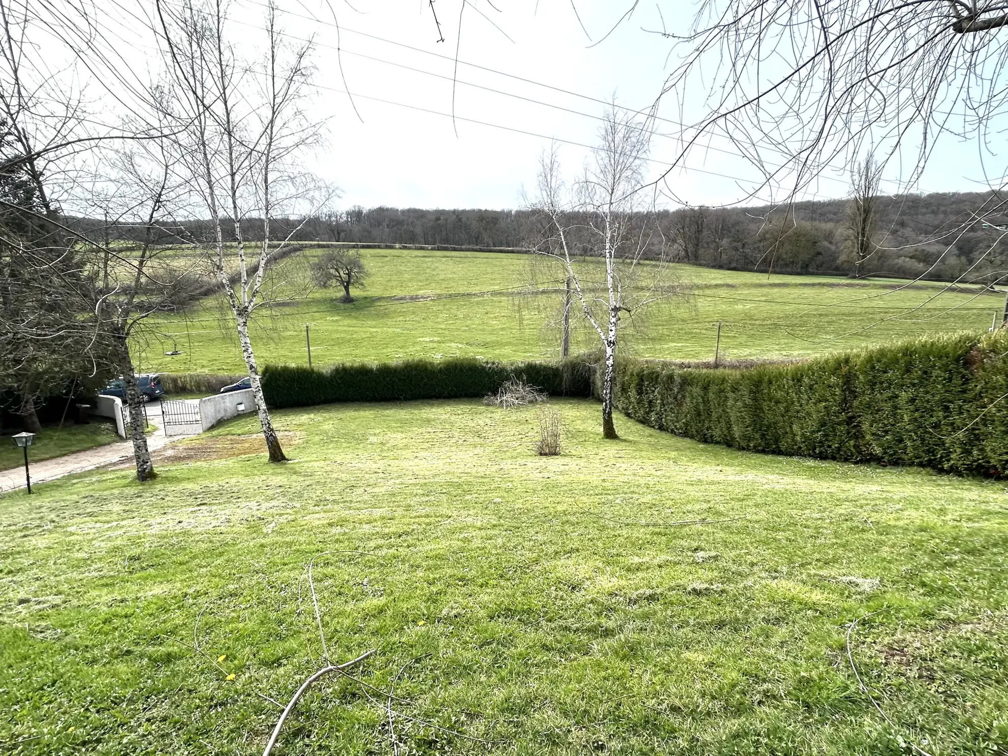 Pavillon à vendre à Premery avec vue imprenable et grand terrain 