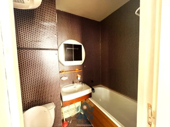 Studio à Clermont-Ferrand de 20,72 m² proche centre, investissement idéal 