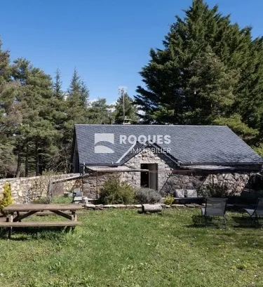 Ancienne bergerie rénovée à Veyreau, proche Millau, 50 m² avec jardin et terrasse 