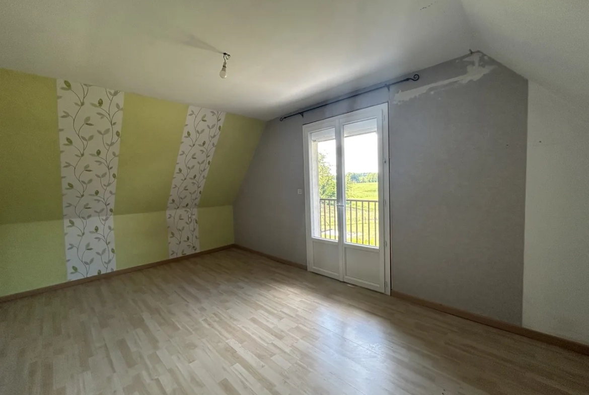 Belle maison à vendre à Seilhac avec grand terrain et équipements écologiques 