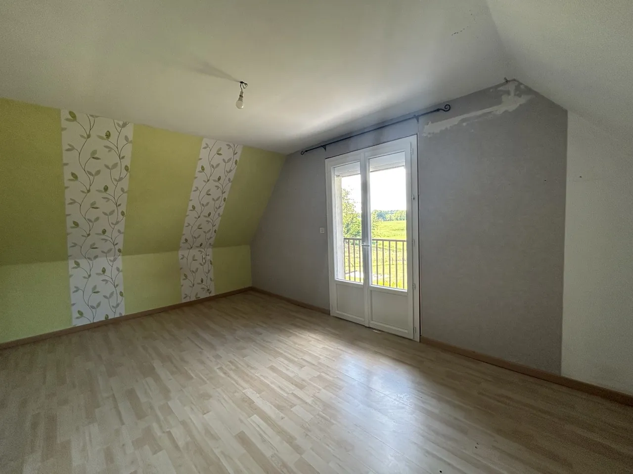Belle maison à vendre à Seilhac avec grand terrain et équipements écologiques 